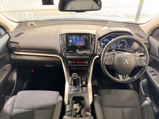エクリプスクロスＰＨＥＶ Ｇ　ｅ－Ａｓｓｉｓｔ　レーダークルーズコントロール　シートーヒーター　ＨＵＤ　ステアリングヒーター　ＢＳＭ　バックモニター　クリアランスソナー　充電ケーブル　フルセグ　パドルシフト　電動パーキングブレーキ（2枚目）