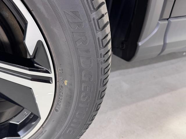 エクリプスクロスＰＨＥＶ Ｇ　ｅ－Ａｓｓｉｓｔ　レーダークルーズコントロール　シートーヒーター　ＨＵＤ　ステアリングヒーター　ＢＳＭ　バックモニター　クリアランスソナー　充電ケーブル　フルセグ　パドルシフト　電動パーキングブレーキ（26枚目）