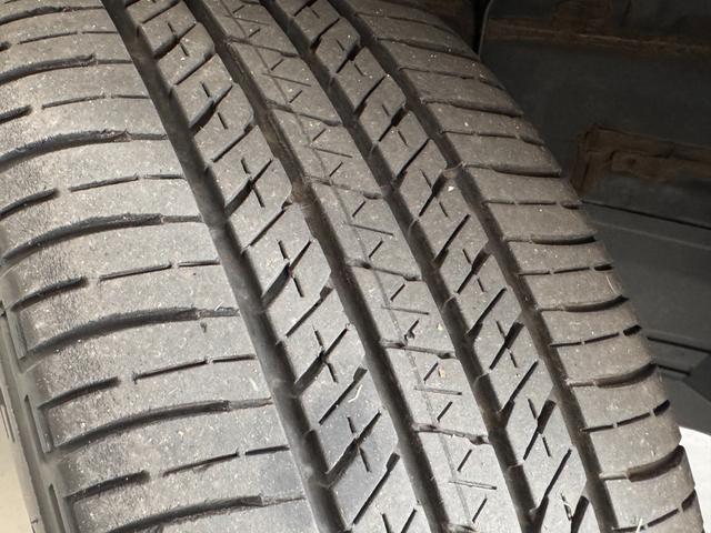 エクリプスクロスＰＨＥＶ Ｇ　ｅ－Ａｓｓｉｓｔ　レーダークルーズコントロール　シートーヒーター　ＨＵＤ　ステアリングヒーター　ＢＳＭ　バックモニター　クリアランスソナー　充電ケーブル　フルセグ　パドルシフト　電動パーキングブレーキ（27枚目）