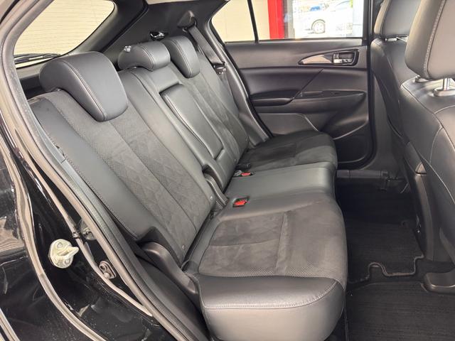 エクリプスクロスＰＨＥＶ Ｇ　ｅ－Ａｓｓｉｓｔ　レーダークルーズコントロール　シートーヒーター　ＨＵＤ　ステアリングヒーター　ＢＳＭ　バックモニター　クリアランスソナー　充電ケーブル　フルセグ　パドルシフト　電動パーキングブレーキ（77枚目）