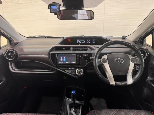 アクア G 純正ナビ クリアランスソナー ドラレコ クルーズコントロール ETC Bカメラ レーンアシスト 衝突軽減ブレーキ 社外17インチAW LEDヘッド Bluetooth フルセグTV シートカバー(2枚目)