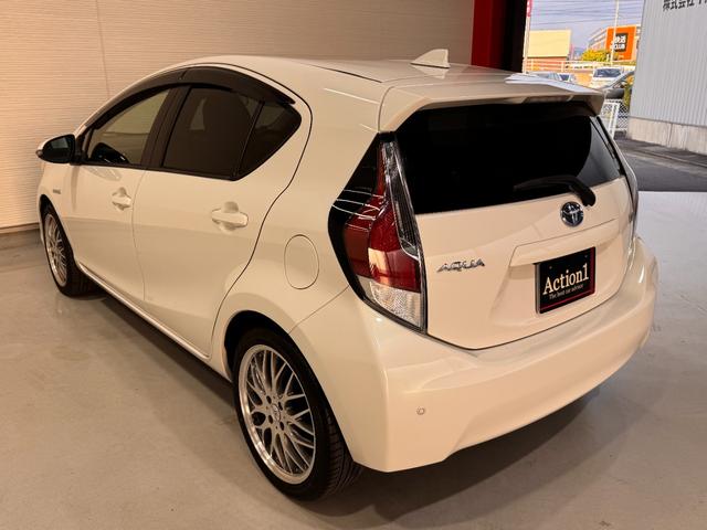 アクア G 純正ナビ クリアランスソナー ドラレコ クルーズコントロール ETC Bカメラ レーンアシスト 衝突軽減ブレーキ 社外17インチAW LEDヘッド Bluetooth フルセグTV シートカバー(5枚目)