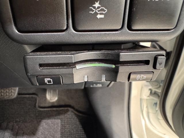 アクア G 純正ナビ クリアランスソナー ドラレコ クルーズコントロール ETC Bカメラ レーンアシスト 衝突軽減ブレーキ 社外17インチAW LEDヘッド Bluetooth フルセグTV シートカバー(13枚目)