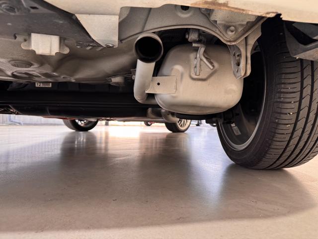 アクア G 純正ナビ クリアランスソナー ドラレコ クルーズコントロール ETC Bカメラ レーンアシスト 衝突軽減ブレーキ 社外17インチAW LEDヘッド Bluetooth フルセグTV シートカバー(43枚目)