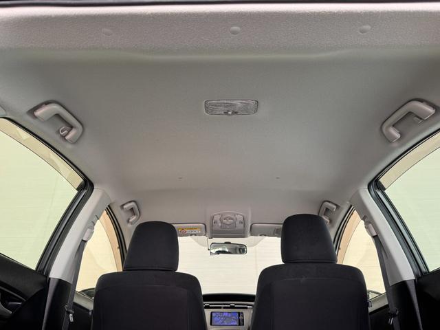 プリウス Ｓ　純正ナビ　バックカメラ　ＥＴＣ　ドライブレコーダー　Ｂｌｕｅｔｏｏｔｈ　フルセグＴＶ　ＤＶＤ　ＣＤ　純正１５インチＡＷ　ＨＩＤヘッドライト　オートライト　オートエアコン　プッシュスタート　スマートキー（29枚目）