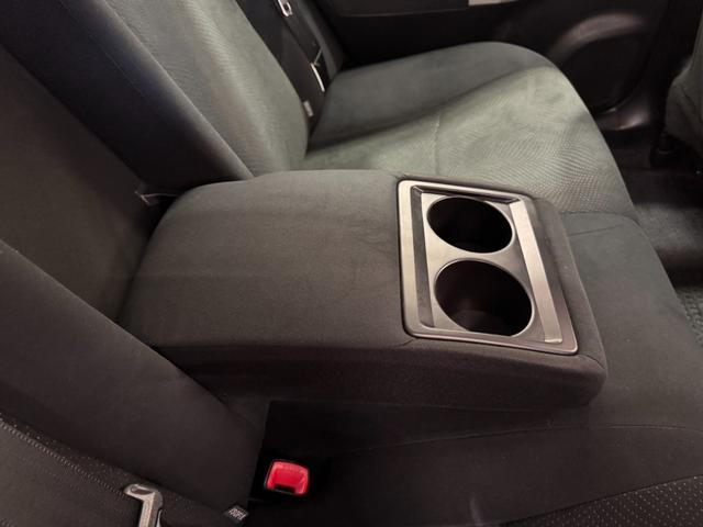 プリウス Ｓ　純正ナビ　バックカメラ　ＥＴＣ　ドライブレコーダー　Ｂｌｕｅｔｏｏｔｈ　フルセグＴＶ　ＤＶＤ　ＣＤ　純正１５インチＡＷ　ＨＩＤヘッドライト　オートライト　オートエアコン　プッシュスタート　スマートキー（55枚目）