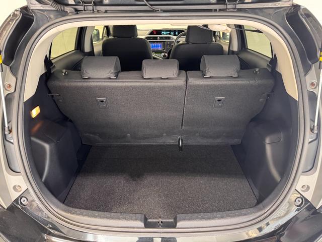 アクア Ｓ　モデリスタエアロ　メモリーナビ　ＥＴＣ　バックカメラ　Ｂｌｕｅｔｏｏｔｈ　フルセグＴＶ　純正１５インチアルミ　プッシュスタート　スマートキー　オートエアコン　オートライト　ライトレベライザー（20枚目）