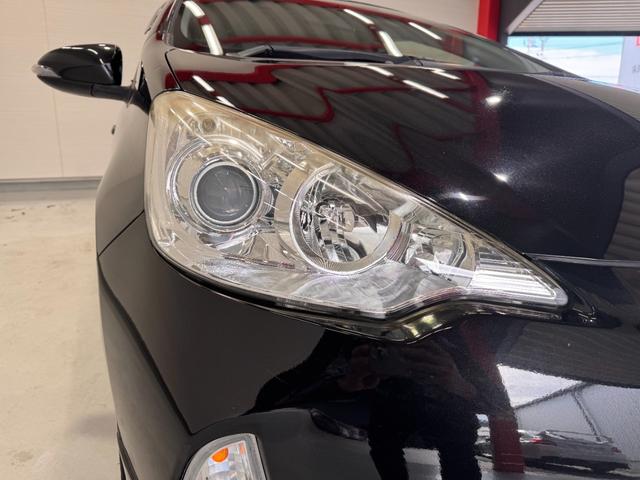 アクア Ｓ　モデリスタエアロ　メモリーナビ　ＥＴＣ　バックカメラ　Ｂｌｕｅｔｏｏｔｈ　フルセグＴＶ　純正１５インチアルミ　プッシュスタート　スマートキー　オートエアコン　オートライト　ライトレベライザー（24枚目）