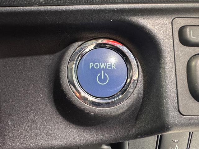 アクア Ｓ　モデリスタエアロ　メモリーナビ　ＥＴＣ　バックカメラ　Ｂｌｕｅｔｏｏｔｈ　フルセグＴＶ　純正１５インチアルミ　プッシュスタート　スマートキー　オートエアコン　オートライト　ライトレベライザー（39枚目）