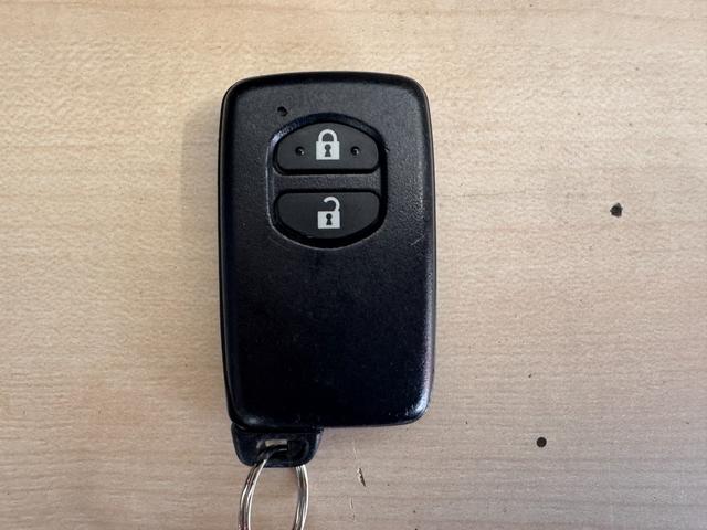 アクア Ｓ　モデリスタエアロ　メモリーナビ　ＥＴＣ　バックカメラ　Ｂｌｕｅｔｏｏｔｈ　フルセグＴＶ　純正１５インチアルミ　プッシュスタート　スマートキー　オートエアコン　オートライト　ライトレベライザー（54枚目）