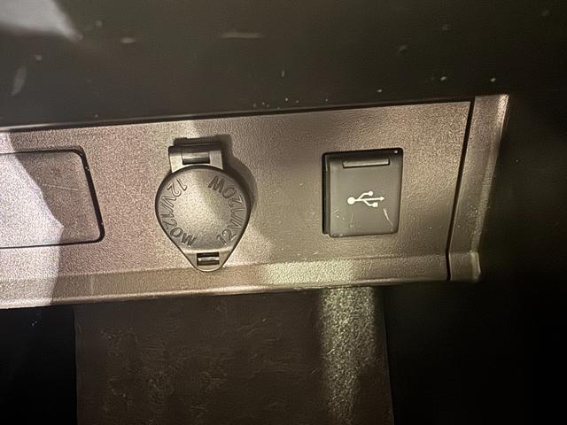 アルファード ２．５Ｓ　Ｃパッケージ　ワンオーナー　サンルーフ　モデリスタエアロ　後席モニター　シートヒーターベンチレーション　ＢＳＭ　クリアランスソナー　両側Ｐスラドア　Ｐバックドア　ＥＴＣ２．０　Ｂカメラ　アダプティブクルコン（68枚目）