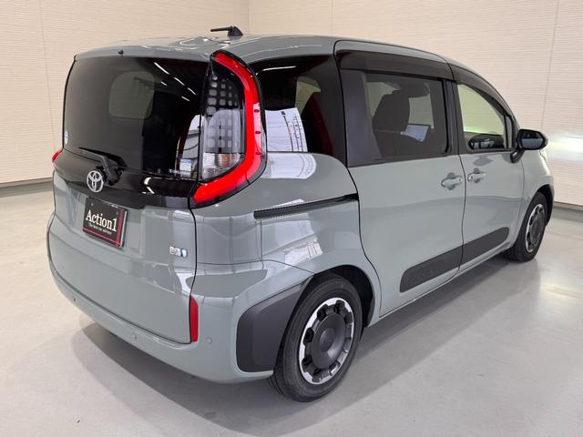 シエンタ ハイブリッドＺ　純正１０．５型ディスプレイオーディオ　アラウンドビューモニター　ａｐｐｌｅｃａｒｐｌａｙ　アダプティブクルーズコントロール　ＢＳＭ　両側Ｐスラドア　ＥＴＣ　ドラレコ　レーンアシスト　ＡＣ１００Ｖ電源（6枚目）