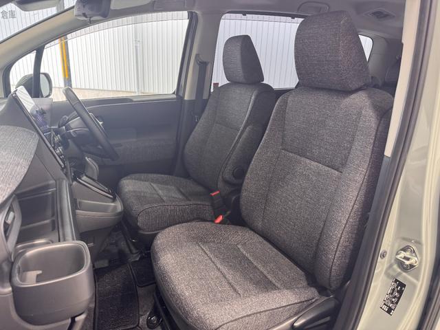 シエンタ ハイブリッドＺ　純正１０．５型ディスプレイオーディオ　アラウンドビューモニター　ａｐｐｌｅｃａｒｐｌａｙ　アダプティブクルーズコントロール　ＢＳＭ　両側Ｐスラドア　ＥＴＣ　ドラレコ　レーンアシスト　ＡＣ１００Ｖ電源（28枚目）