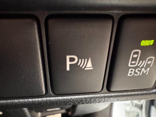 ＩＳ ＩＳ３５０　Ｆスポーツ　サンルーフ　ＴＲＤエアロ　ＴＲＤマフラー　純正１０．３インチナビ　黒革シート　ＢＳＭ　アダプティブクルコン　ＥＴＣ２．０　Ｂカメラ　ドラレコ　シートヒーター　クリアランスソナー　純正１８インチＡＷ（23枚目）