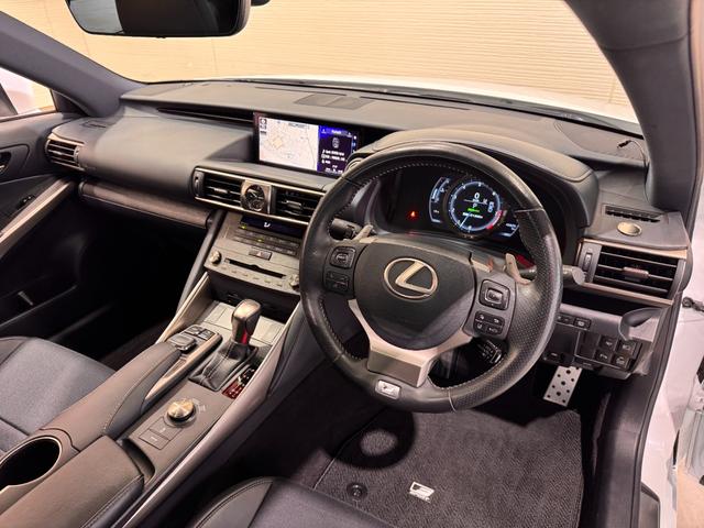 ＩＳ ＩＳ３５０　Ｆスポーツ　サンルーフ　ＴＲＤエアロ　ＴＲＤマフラー　純正１０．３インチナビ　黒革シート　ＢＳＭ　アダプティブクルコン　ＥＴＣ２．０　Ｂカメラ　ドラレコ　シートヒーター　クリアランスソナー　純正１８インチＡＷ（29枚目）