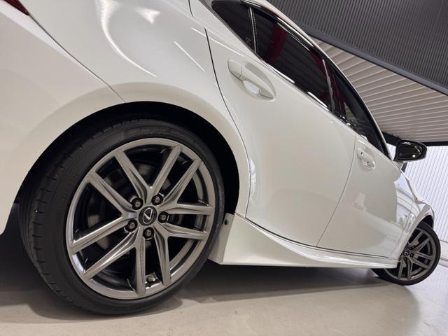 ＩＳ ＩＳ３５０　Ｆスポーツ　サンルーフ　ＴＲＤエアロ　ＴＲＤマフラー　純正１０．３インチナビ　黒革シート　ＢＳＭ　アダプティブクルコン　ＥＴＣ２．０　Ｂカメラ　ドラレコ　シートヒーター　クリアランスソナー　純正１８インチＡＷ（47枚目）
