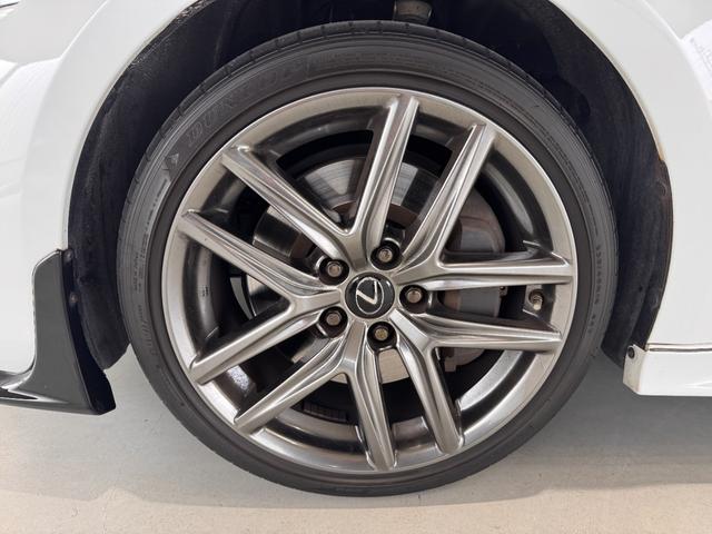 ＩＳ ＩＳ３５０　Ｆスポーツ　サンルーフ　ＴＲＤエアロ　ＴＲＤマフラー　純正１０．３インチナビ　黒革シート　ＢＳＭ　アダプティブクルコン　ＥＴＣ２．０　Ｂカメラ　ドラレコ　シートヒーター　クリアランスソナー　純正１８インチＡＷ（51枚目）