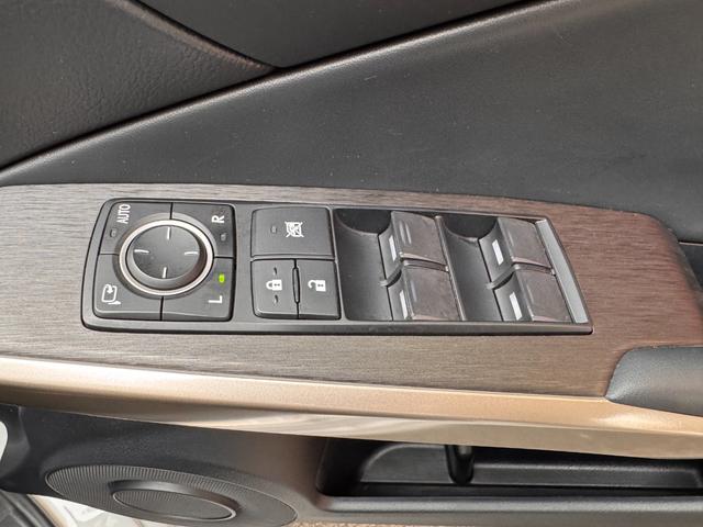 ＩＳ ＩＳ３５０　Ｆスポーツ　サンルーフ　ＴＲＤエアロ　ＴＲＤマフラー　純正１０．３インチナビ　黒革シート　ＢＳＭ　アダプティブクルコン　ＥＴＣ２．０　Ｂカメラ　ドラレコ　シートヒーター　クリアランスソナー　純正１８インチＡＷ（63枚目）