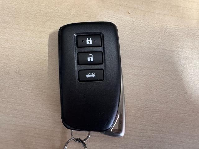 ＩＳ ＩＳ３５０　Ｆスポーツ　サンルーフ　ＴＲＤエアロ　ＴＲＤマフラー　純正１０．３インチナビ　黒革シート　ＢＳＭ　アダプティブクルコン　ＥＴＣ２．０　Ｂカメラ　ドラレコ　シートヒーター　クリアランスソナー　純正１８インチＡＷ（78枚目）