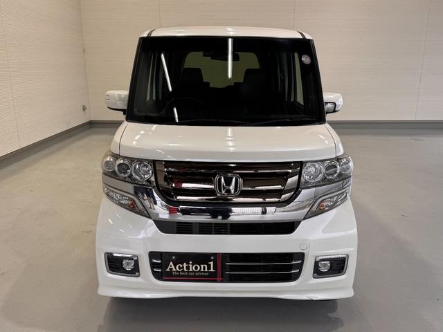 Ｎ－ＢＯＸカスタム Ｇ　ターボＳＳパッケージ　純正ナビ　両側Ｐスラドア　シートヒーター　ＥＴＣ　バックカメラ　フルセグ　クルーズコントロール　ＣＴＢＡ　ドライブレコーダー　ハーフレザーシート　純正１５インチＡＷ　ＨＩＤヘッドライト　横滑り防止（16枚目）