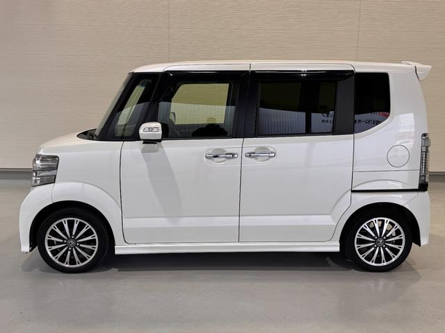 Ｎ－ＢＯＸカスタム Ｇ　ターボＳＳパッケージ　純正ナビ　両側Ｐスラドア　シートヒーター　ＥＴＣ　バックカメラ　フルセグ　クルーズコントロール　ＣＴＢＡ　ドライブレコーダー　ハーフレザーシート　純正１５インチＡＷ　ＨＩＤヘッドライト　横滑り防止（18枚目）