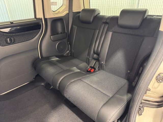 Ｎ－ＢＯＸカスタム Ｇ　ターボＳＳパッケージ　純正ナビ　両側Ｐスラドア　シートヒーター　ＥＴＣ　バックカメラ　フルセグ　クルーズコントロール　ＣＴＢＡ　ドライブレコーダー　ハーフレザーシート　純正１５インチＡＷ　ＨＩＤヘッドライト　横滑り防止（26枚目）