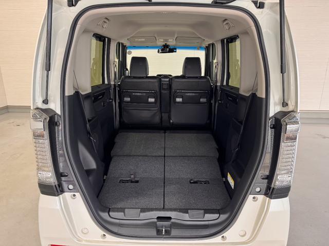 Ｎ－ＢＯＸカスタム Ｇ　ターボＳＳパッケージ　純正ナビ　両側Ｐスラドア　シートヒーター　ＥＴＣ　バックカメラ　フルセグ　クルーズコントロール　ＣＴＢＡ　ドライブレコーダー　ハーフレザーシート　純正１５インチＡＷ　ＨＩＤヘッドライト　横滑り防止（29枚目）