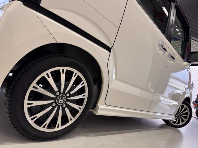 Ｎ－ＢＯＸカスタム Ｇ　ターボＳＳパッケージ　純正ナビ　両側Ｐスラドア　シートヒーター　ＥＴＣ　バックカメラ　フルセグ　クルーズコントロール　ＣＴＢＡ　ドライブレコーダー　ハーフレザーシート　純正１５インチＡＷ　ＨＩＤヘッドライト　横滑り防止（34枚目）