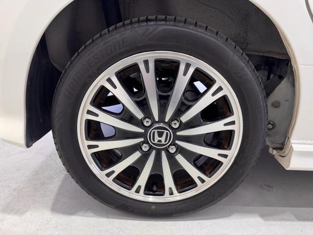 Ｎ－ＢＯＸカスタム Ｇ　ターボＳＳパッケージ　純正ナビ　両側Ｐスラドア　シートヒーター　ＥＴＣ　バックカメラ　フルセグ　クルーズコントロール　ＣＴＢＡ　ドライブレコーダー　ハーフレザーシート　純正１５インチＡＷ　ＨＩＤヘッドライト　横滑り防止（36枚目）