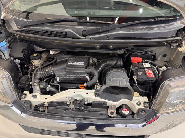 Ｎ－ＢＯＸカスタム Ｇ　ターボＳＳパッケージ　純正ナビ　両側Ｐスラドア　シートヒーター　ＥＴＣ　バックカメラ　フルセグ　クルーズコントロール　ＣＴＢＡ　ドライブレコーダー　ハーフレザーシート　純正１５インチＡＷ　ＨＩＤヘッドライト　横滑り防止（39枚目）