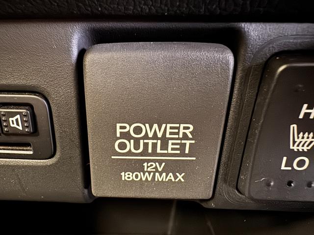 Ｎ－ＢＯＸカスタム Ｇ　ターボＳＳパッケージ　純正ナビ　両側Ｐスラドア　シートヒーター　ＥＴＣ　バックカメラ　フルセグ　クルーズコントロール　ＣＴＢＡ　ドライブレコーダー　ハーフレザーシート　純正１５インチＡＷ　ＨＩＤヘッドライト　横滑り防止（52枚目）