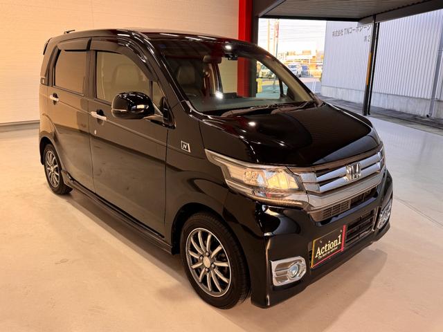 Ｎ－ＷＧＮカスタム Ｇ・ターボパッケージ　８インチフローティングナビ　ハーフレザーシート　クルーズコントロール　ドライブレコーダー　ＥＴＣ　バックカメラ　ＣＴＢＡ　パドルシフト　純正１４インチアルミ　ＨＩＤヘッドライト　ステアリングリモコン（3枚目）