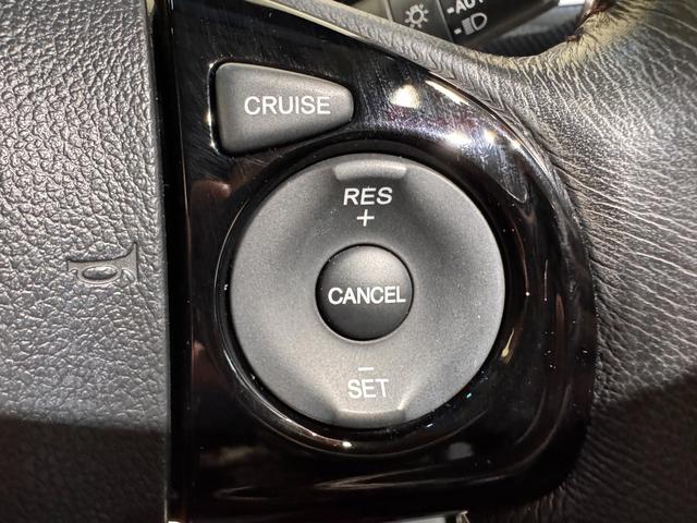 Ｎ－ＷＧＮカスタム Ｇ・ターボパッケージ　８インチフローティングナビ　ハーフレザーシート　クルーズコントロール　ドライブレコーダー　ＥＴＣ　バックカメラ　ＣＴＢＡ　パドルシフト　純正１４インチアルミ　ＨＩＤヘッドライト　ステアリングリモコン（13枚目）