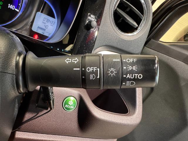 Ｎ－ＷＧＮカスタム Ｇ・ターボパッケージ　８インチフローティングナビ　ハーフレザーシート　クルーズコントロール　ドライブレコーダー　ＥＴＣ　バックカメラ　ＣＴＢＡ　パドルシフト　純正１４インチアルミ　ＨＩＤヘッドライト　ステアリングリモコン（46枚目）