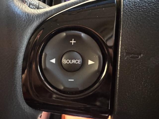 Ｎ－ＷＧＮカスタム Ｇ・ターボパッケージ　８インチフローティングナビ　ハーフレザーシート　クルーズコントロール　ドライブレコーダー　ＥＴＣ　バックカメラ　ＣＴＢＡ　パドルシフト　純正１４インチアルミ　ＨＩＤヘッドライト　ステアリングリモコン（47枚目）