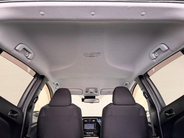 プリウス Ｓセーフティプラス　フルエアロ　デイライト　純正ナビ　レーンアシスト　アダプティブクルーズコントロール　ＨＵＤ　クリアランスソナー　ドライブレコーダー　ＥＴＣ　バックカメラ　パーキングアシスト　純正１５インチＡＷ（35枚目）