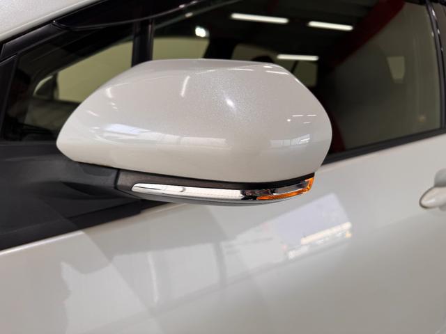 プリウス Ｓセーフティプラス　フルエアロ　デイライト　純正ナビ　レーンアシスト　アダプティブクルーズコントロール　ＨＵＤ　クリアランスソナー　ドライブレコーダー　ＥＴＣ　バックカメラ　パーキングアシスト　純正１５インチＡＷ（69枚目）