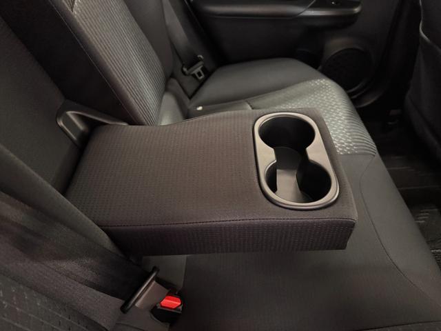 プリウス Ｓセーフティプラス　フルエアロ　デイライト　純正ナビ　レーンアシスト　アダプティブクルーズコントロール　ＨＵＤ　クリアランスソナー　ドライブレコーダー　ＥＴＣ　バックカメラ　パーキングアシスト　純正１５インチＡＷ（74枚目）