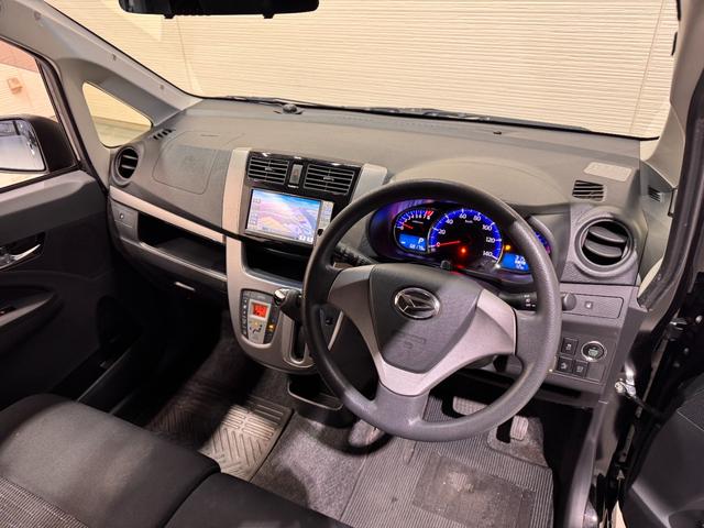 ムーヴ カスタム　Ｘ　ＳＡ　純正ナビ　スマートアシスト　バックカメラ　ＥＴＣ　衝突軽減ブレーキ　アイドリングストップ　Ｂｌｕｅｔｏｏｔｈ　純正１４インチアルミ　ＬＥＤヘッドライト　横滑り防止　プッシュスタート　フォグランプ（19枚目）