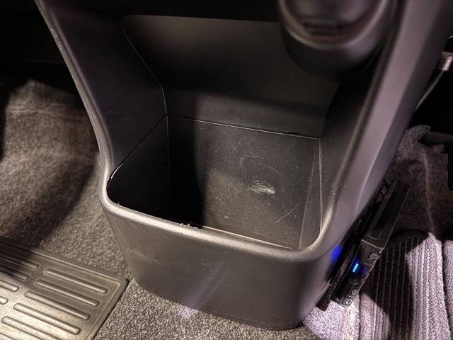 ムーヴ カスタム　Ｘ　ＳＡ　純正ナビ　スマートアシスト　バックカメラ　ＥＴＣ　衝突軽減ブレーキ　アイドリングストップ　Ｂｌｕｅｔｏｏｔｈ　純正１４インチアルミ　ＬＥＤヘッドライト　横滑り防止　プッシュスタート　フォグランプ（47枚目）