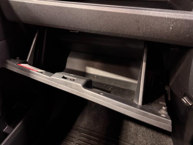 ムーヴ カスタム　Ｘ　ＳＡ　純正ナビ　スマートアシスト　バックカメラ　ＥＴＣ　衝突軽減ブレーキ　アイドリングストップ　Ｂｌｕｅｔｏｏｔｈ　純正１４インチアルミ　ＬＥＤヘッドライト　横滑り防止　プッシュスタート　フォグランプ（52枚目）