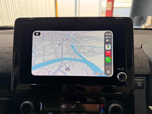 シエンタ ハイブリッドＺ　純正ディスプレイオーディオ　アラウンドビューモニター　ａｐｐｌｅｃａｒｐｌａｙ　アダプティブクルーズコントロール　ドラレコ　両側Ｐスラドア　クリアランスソナー　ＢＳＭ　ＵＳＢ　アクセサリーコンセント（9枚目）