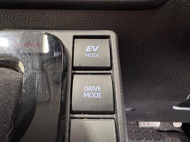 シエンタ ハイブリッドＺ　純正ディスプレイオーディオ　アラウンドビューモニター　ａｐｐｌｅｃａｒｐｌａｙ　アダプティブクルーズコントロール　ドラレコ　両側Ｐスラドア　クリアランスソナー　ＢＳＭ　ＵＳＢ　アクセサリーコンセント（63枚目）