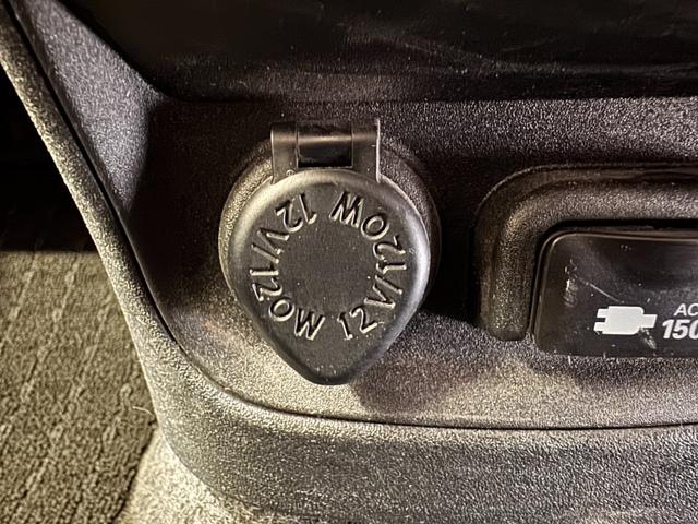 シエンタ ハイブリッドＺ　純正ディスプレイオーディオ　アラウンドビューモニター　ａｐｐｌｅｃａｒｐｌａｙ　アダプティブクルーズコントロール　ドラレコ　両側Ｐスラドア　クリアランスソナー　ＢＳＭ　ＵＳＢ　アクセサリーコンセント（66枚目）