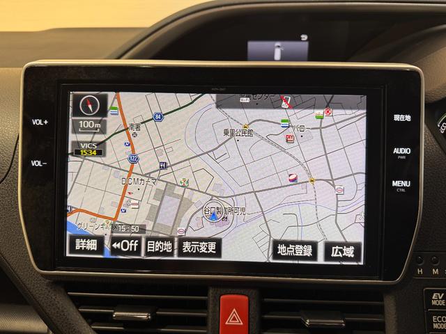 ヴォクシー ハイブリッドＺＳ　煌　純正１０インチナビ　フリップダウンモニター　ＥＴＣ　バックカメラ　ドライブレコーダー　シートヒーター　衝突軽減ブレーキ　両側パワースライドドア　ＵＳＢ　純正１６インチアルミ　ＬＥＤヘッド（9枚目）