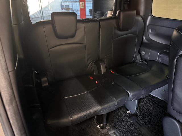 ヴォクシー ハイブリッドＺＳ　煌　純正１０インチナビ　フリップダウンモニター　ＥＴＣ　バックカメラ　ドライブレコーダー　シートヒーター　衝突軽減ブレーキ　両側パワースライドドア　ＵＳＢ　純正１６インチアルミ　ＬＥＤヘッド（33枚目）