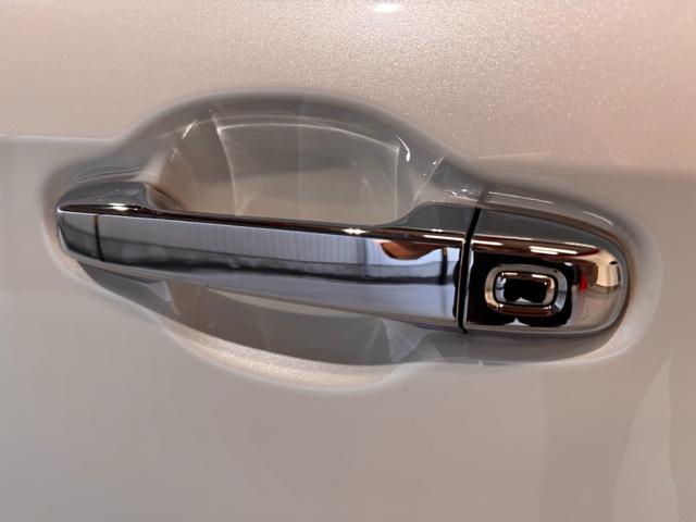 ヴォクシー ハイブリッドＺＳ　煌　純正１０インチナビ　フリップダウンモニター　ＥＴＣ　バックカメラ　ドライブレコーダー　シートヒーター　衝突軽減ブレーキ　両側パワースライドドア　ＵＳＢ　純正１６インチアルミ　ＬＥＤヘッド（51枚目）