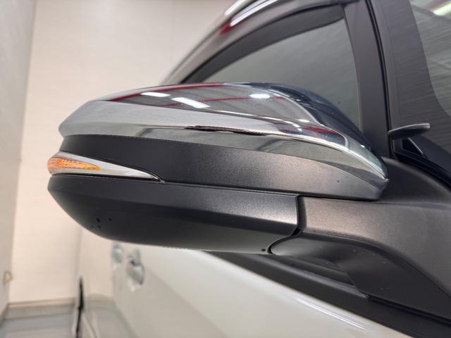 ヴォクシー ハイブリッドＺＳ　煌　純正１０インチナビ　フリップダウンモニター　ＥＴＣ　バックカメラ　ドライブレコーダー　シートヒーター　衝突軽減ブレーキ　両側パワースライドドア　ＵＳＢ　純正１６インチアルミ　ＬＥＤヘッド（63枚目）