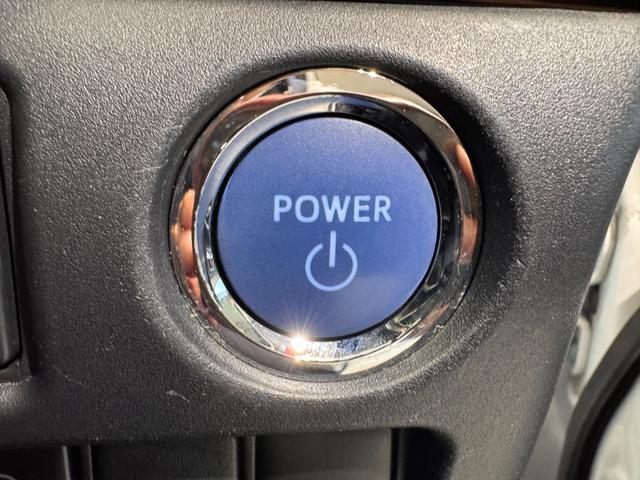 ヴォクシー ハイブリッドＺＳ　煌　純正１０インチナビ　フリップダウンモニター　ＥＴＣ　バックカメラ　ドライブレコーダー　シートヒーター　衝突軽減ブレーキ　両側パワースライドドア　ＵＳＢ　純正１６インチアルミ　ＬＥＤヘッド（66枚目）