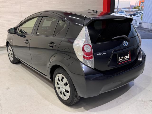 アクア G 純正ナビ ETC バックカメラ ドライブレコーダー Bluetooth フルセグTV LEDヘッドライト ステアリングリモコン プッシュスタート スマートキー オートエアコン フォグランプ(6枚目)